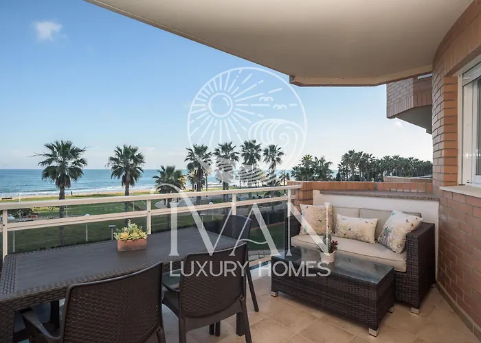 Daire Casa Seafront Ivan Luxury Homes 2ªplta Frontal 1ªlinea